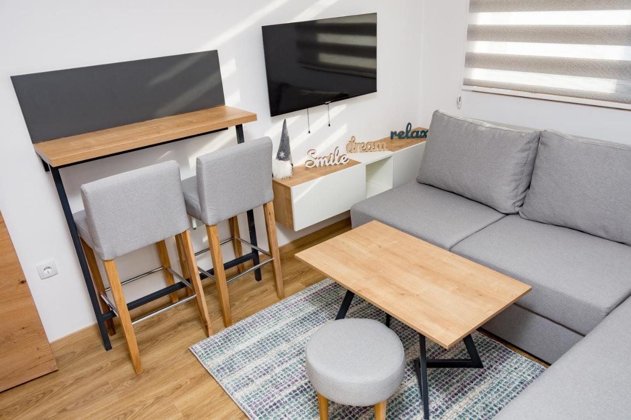 Apartmani Kamavu Яхорина Екстер'єр фото